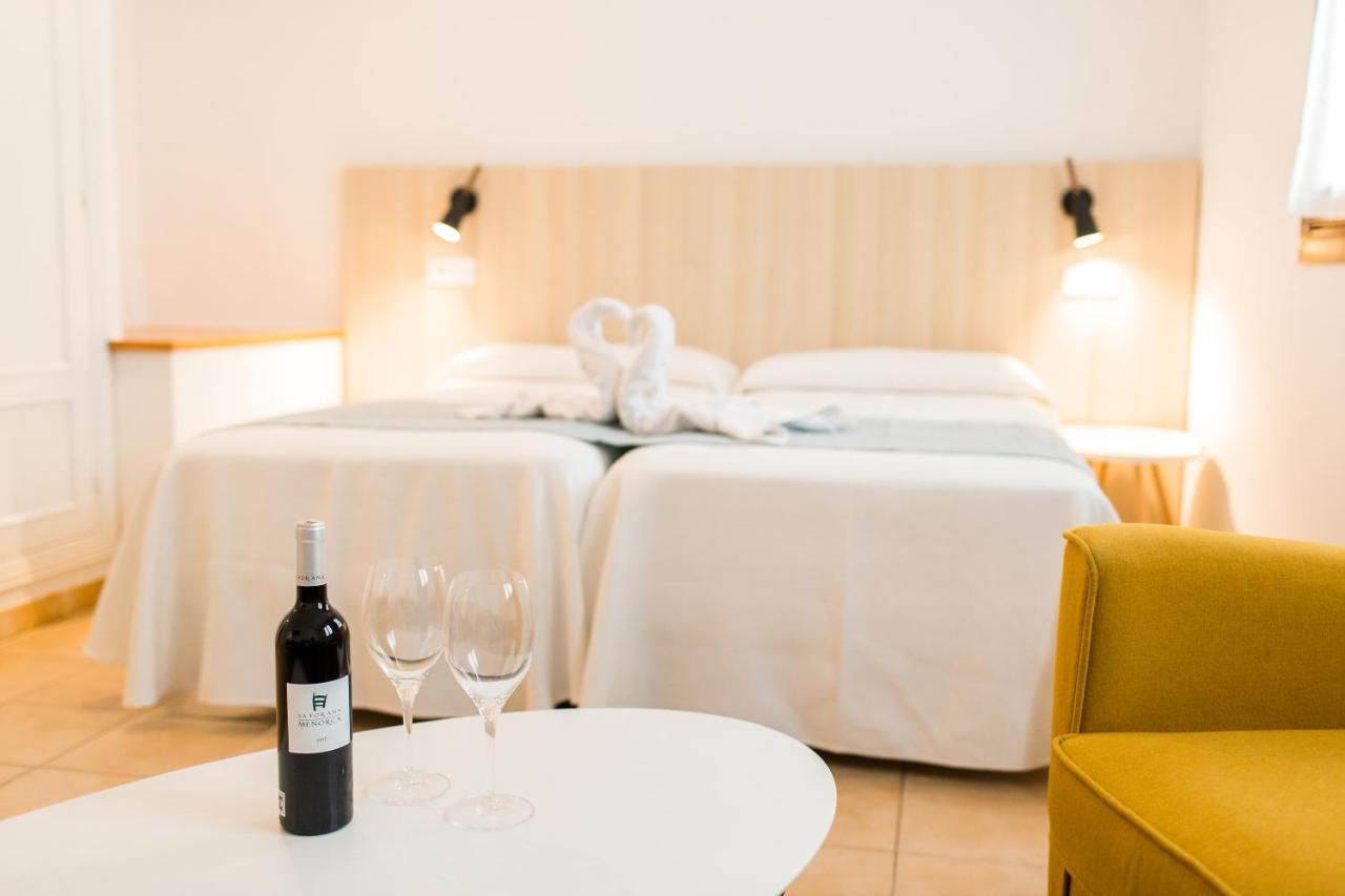 Sagitario Petit Ciutadella Hotel Ciutadella  Buitenkant foto